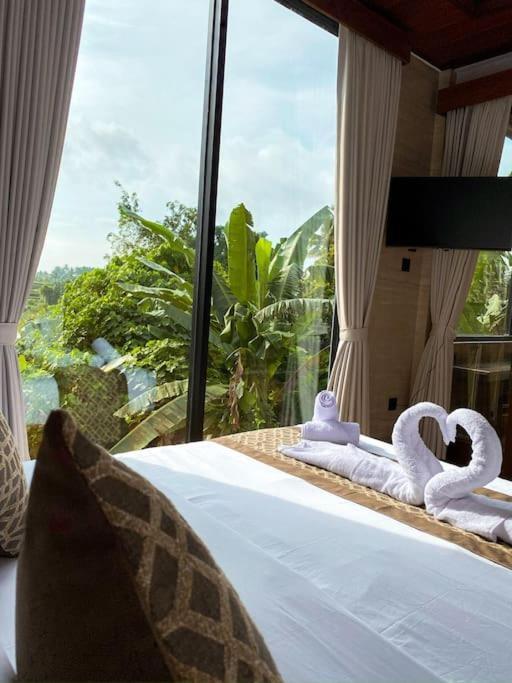 Tori Klumpu, 3 Bedroom Artistic Villa, Dual Views Near Ubud Badung  Kültér fotó